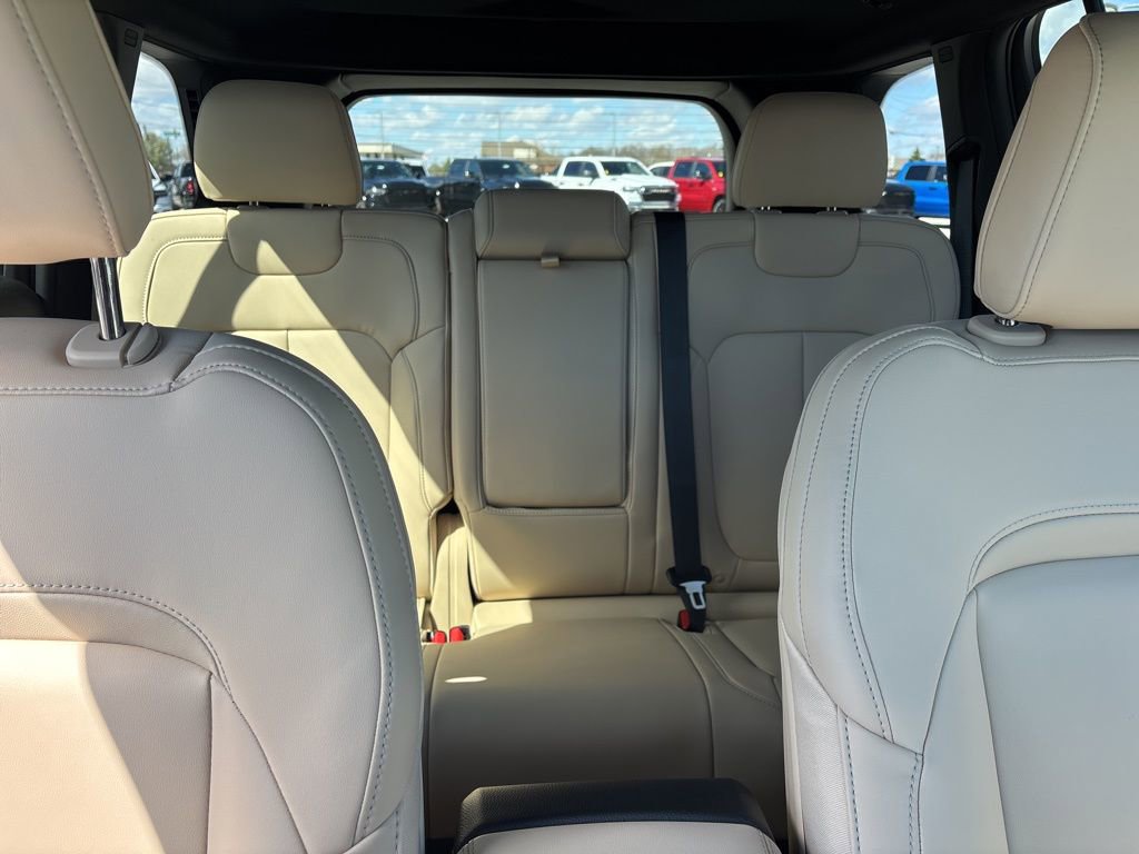 New 2026 Jeep Grand Cherokee Limited image 15