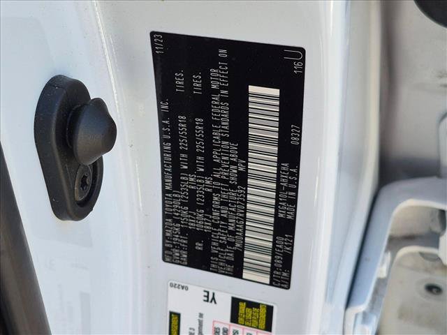 Used 2024 Toyota Corolla Cross XLE w/ Convenience Package FWD image 24