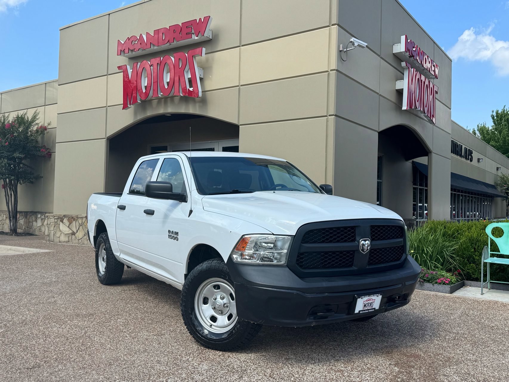 Used 2018 RAM 1500 Tradesman w/ Popular Equipment Group AWD/4WD image 1