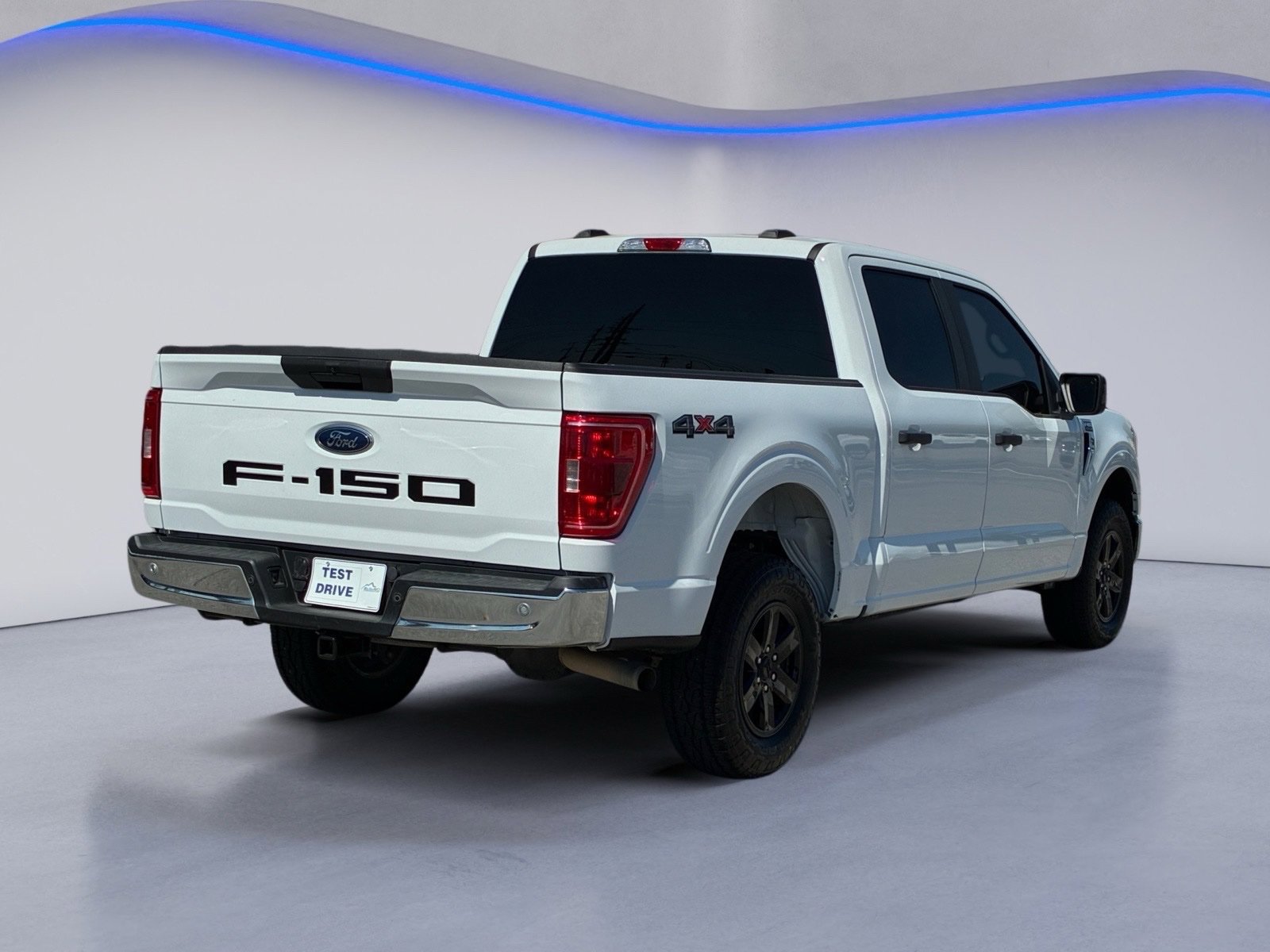 Used 2022 Ford F150 XLT AWD/4WD image 3