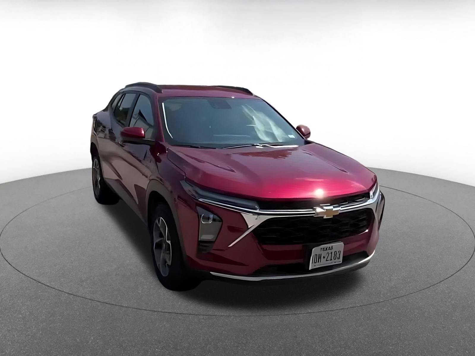 Used 2025 Chevrolet Trax LT w/ LT Convenience Package FWD image 8