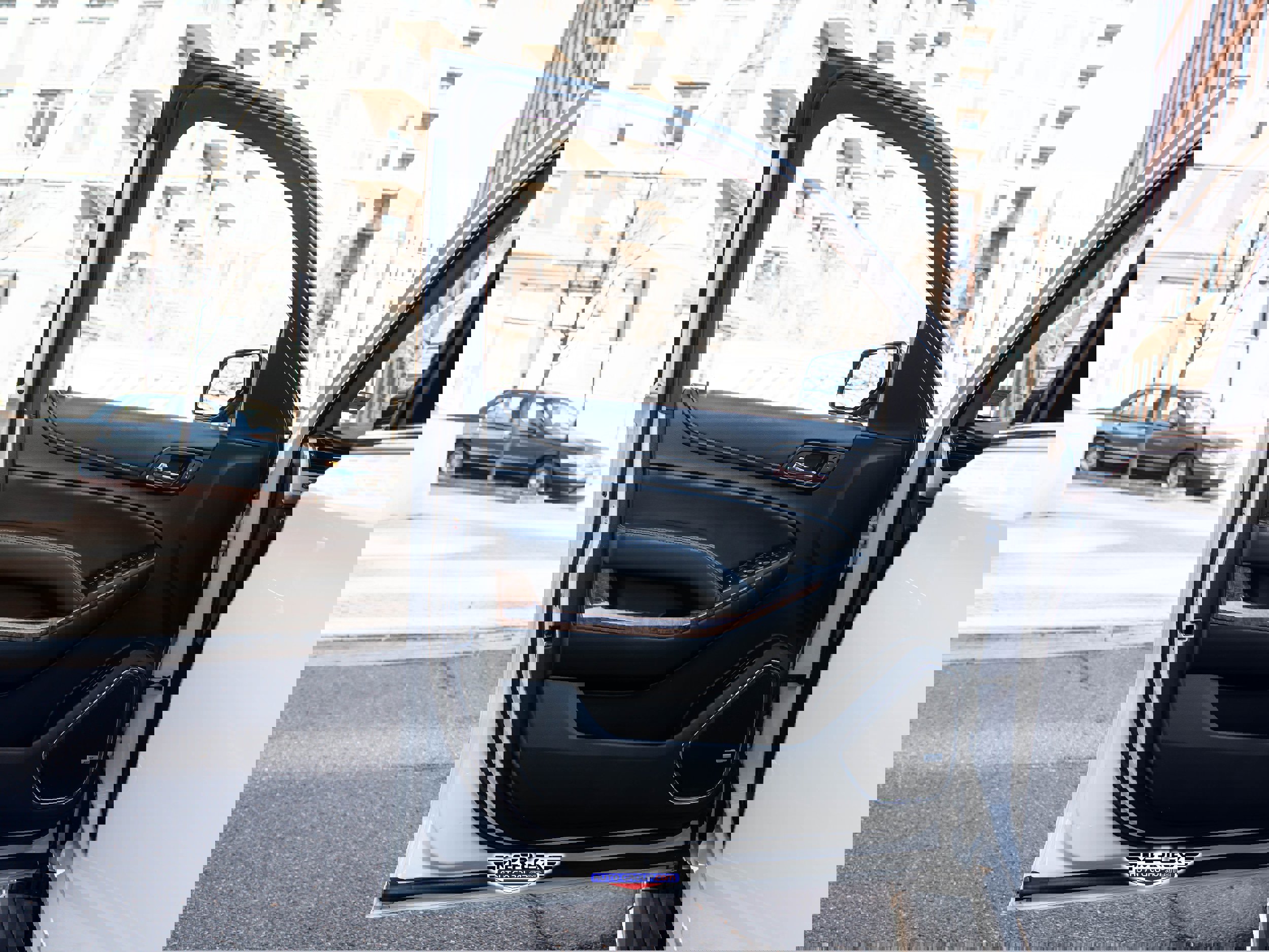 Used 2019 Chevrolet Tahoe Premier w/ Premier Plus Edition image 44