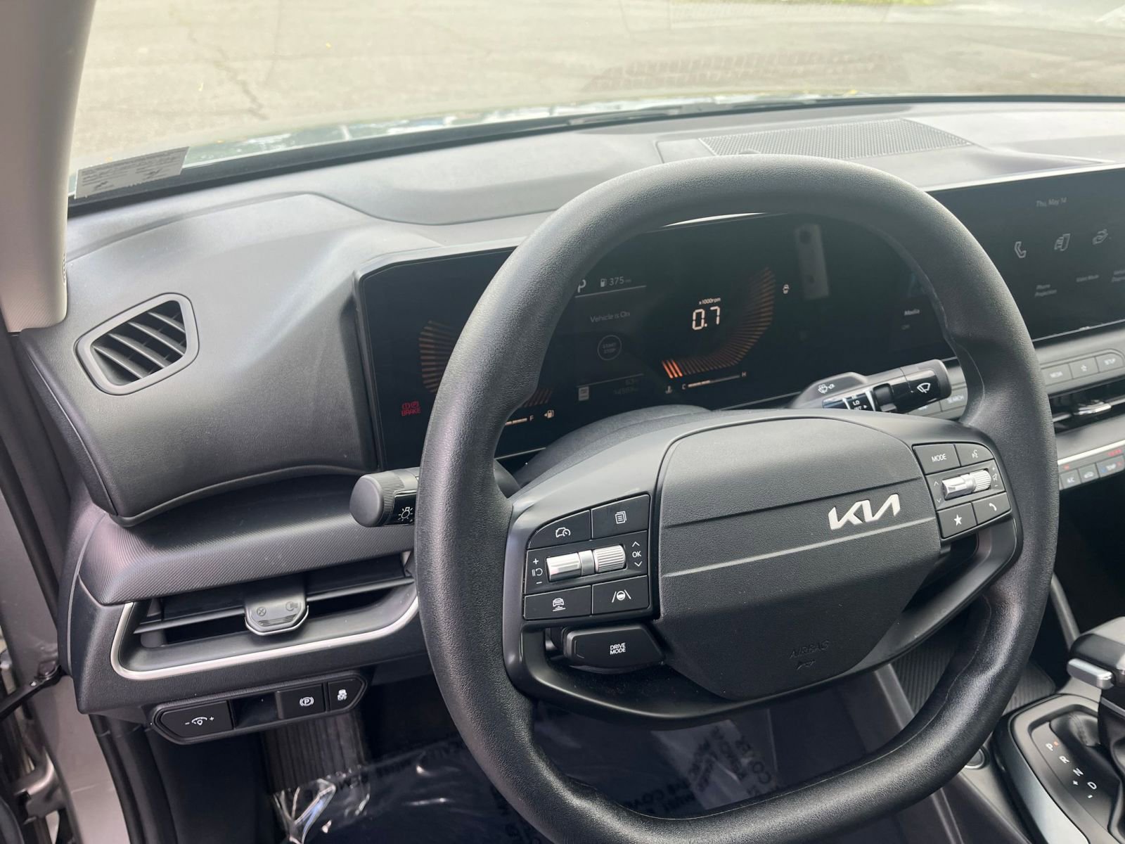 Used 2025 Kia K4 FWD image 33