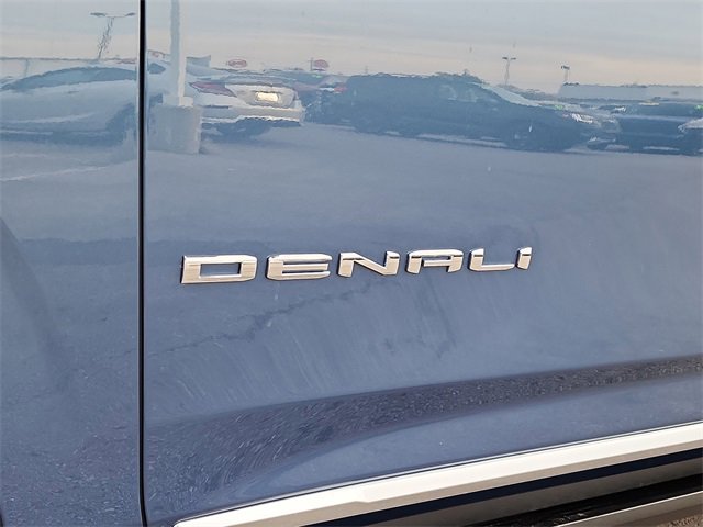 New 2026 GMC Yukon XL Denali image 10