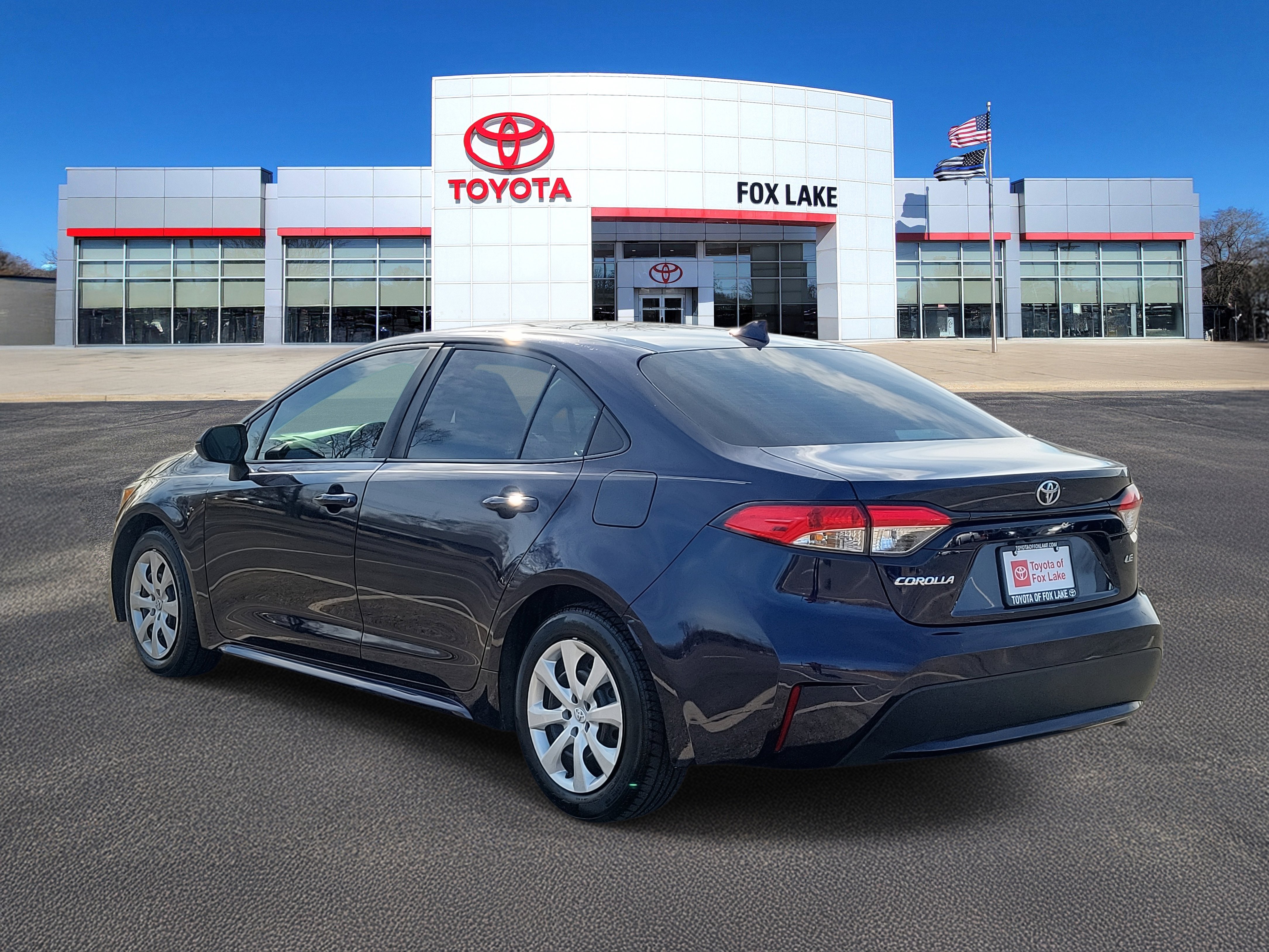 Used 2021 Toyota Corolla LE image 3