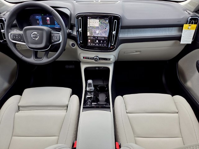 New 2026 Volvo XC40 B5 Plus w/ Protection Package Premier AWD/4WD image 13
