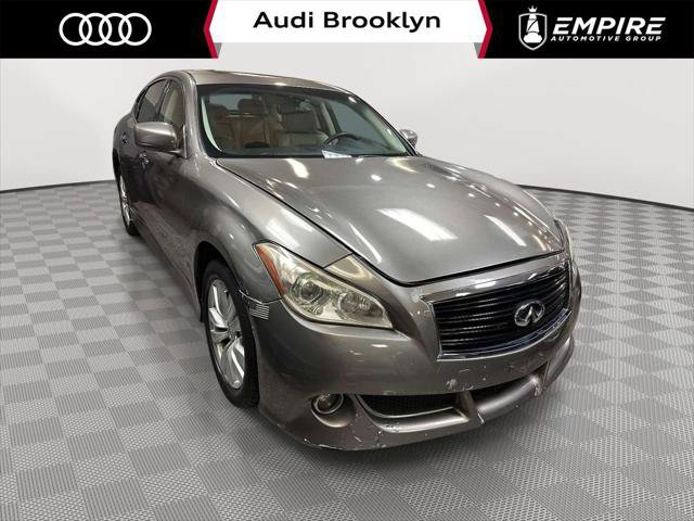 Used 2011 INFINITI M37 x w/ Deluxe Touring Pkg