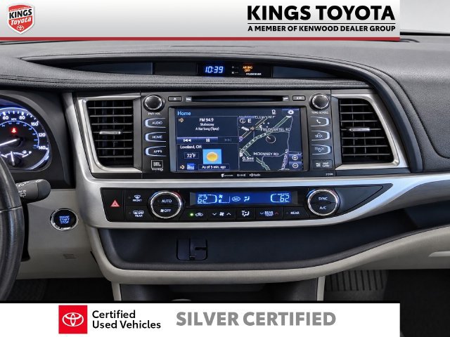 Certified 2018 Toyota Highlander Limited AWD/4WD image 17