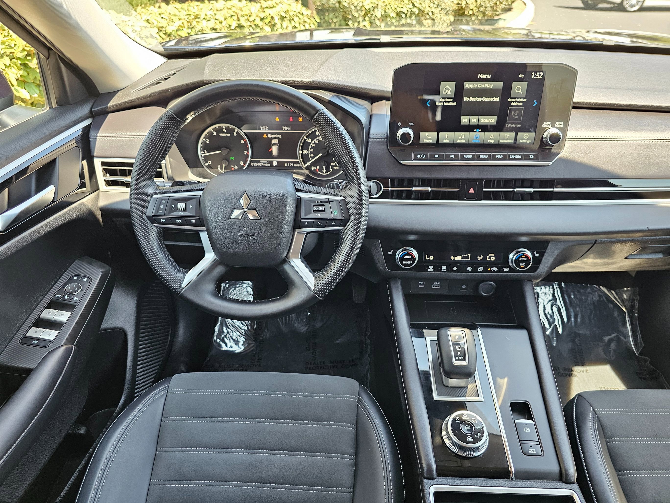 Used 2024 Mitsubishi Outlander SE Black Edition image 22