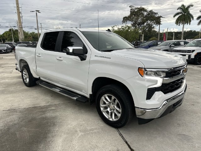 Used 2024 Chevrolet Silverado 1500 LT RWD image 16