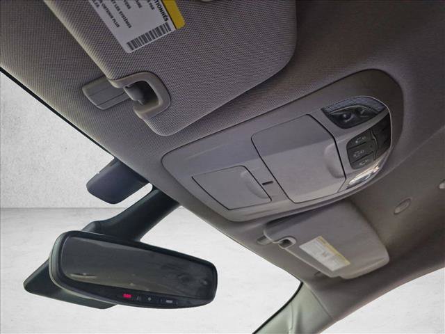 Used 2022 Chrysler Pacifica Touring-L w/ Uconnect Theater Family Group FWD image 14