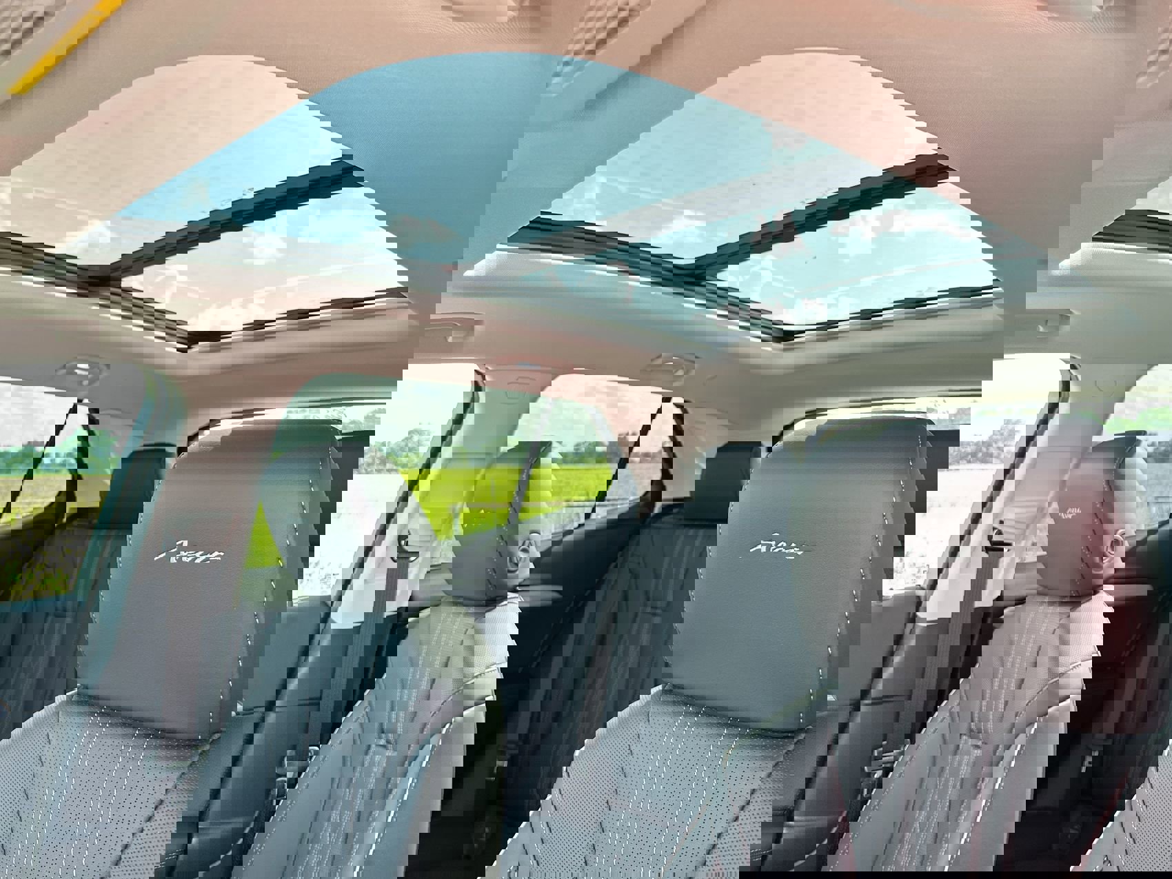 New 2025 Buick Envision Avenir image 22