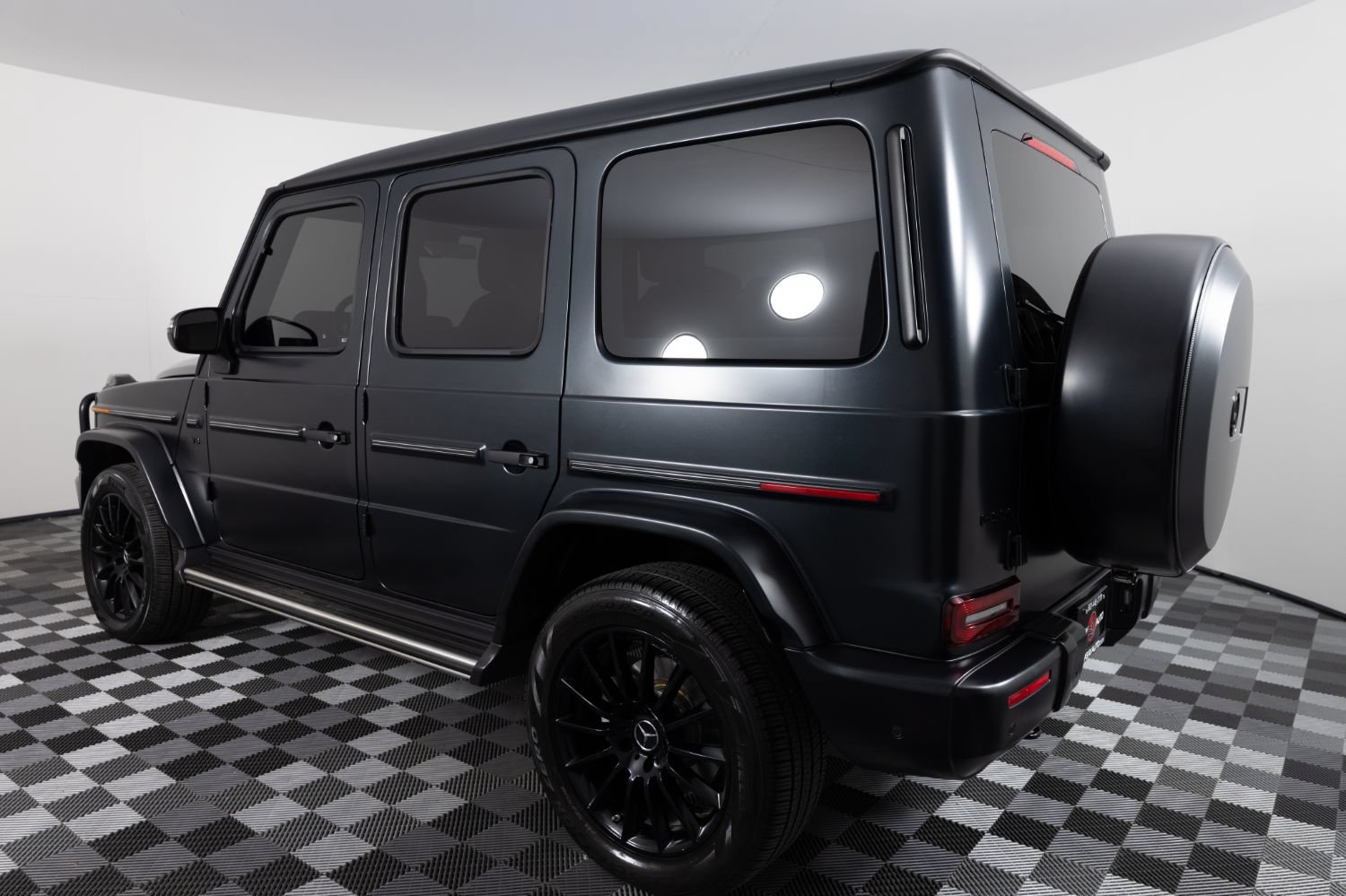 Used 2023 Mercedes-Benz G 550 image 4