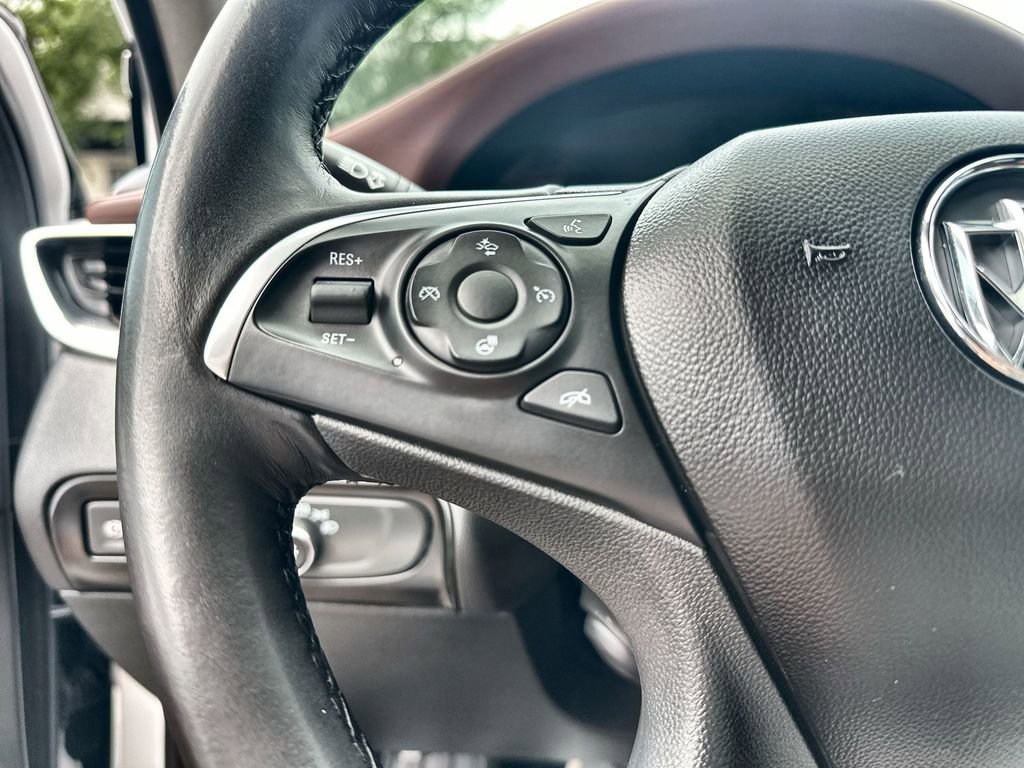 Used 2018 Buick Enclave Avenir w/ Avenir Technology Package FWD image 31