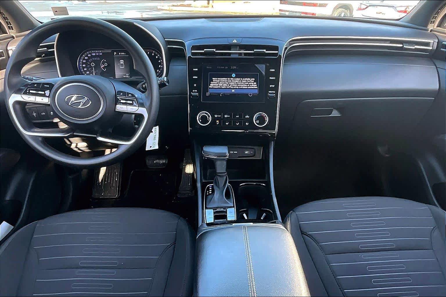 Used 2023 Hyundai Santa Cruz SE AWD/4WD image 16