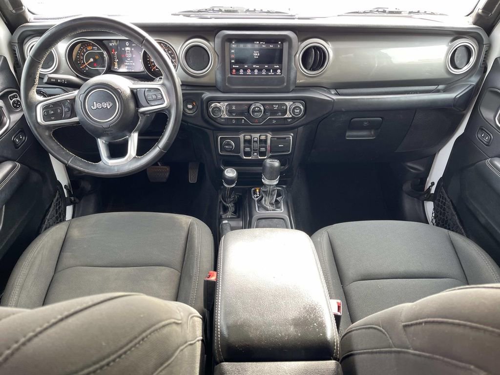 Used 2019 Jeep Wrangler Unlimited Sahara image 15