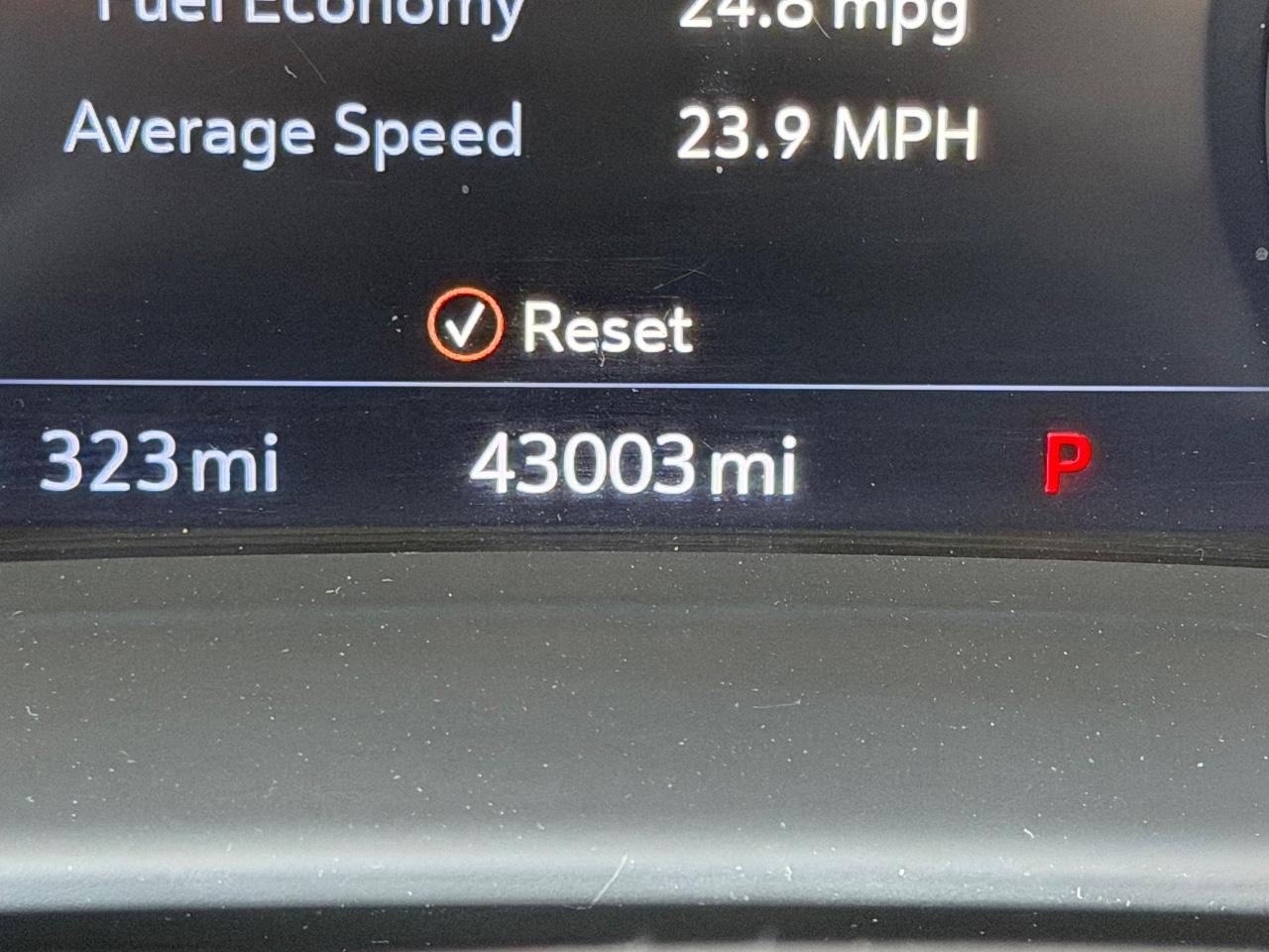 Used 2021 Buick Envision Essence w/ Sport Touring Package image 23