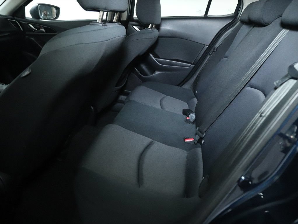 Used 2016 MAZDA MAZDA3 i Sport FWD image 12