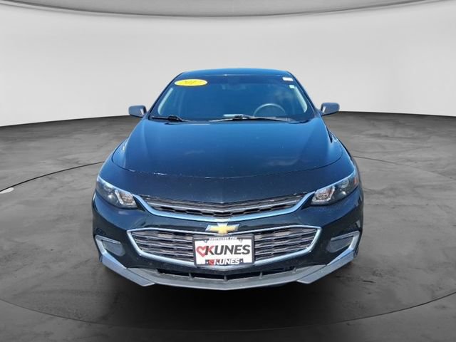 Used 2017 Chevrolet Malibu LS w/ LPO, Convenience Package 1 FWD image 10