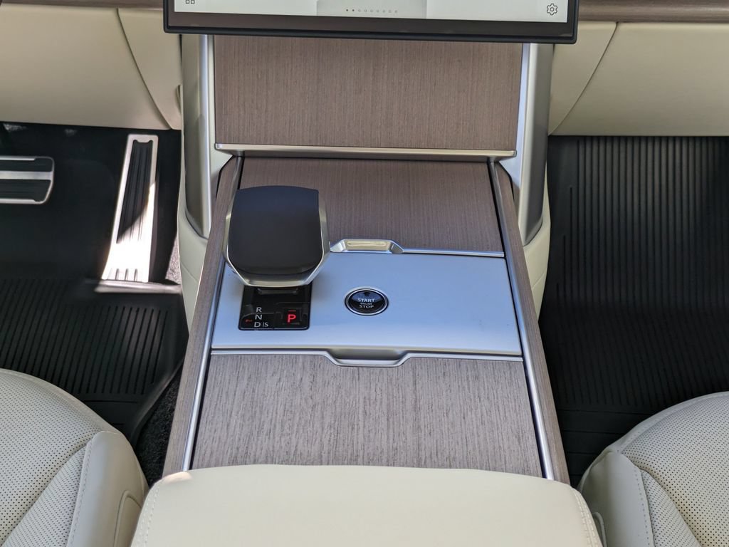 New 2026 Land Rover Range Rover SE AWD/4WD image 18