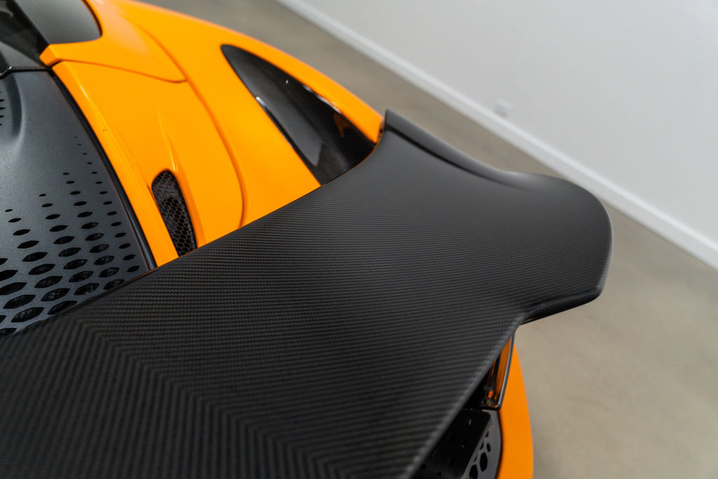 Used 2022 McLaren 765LT image 9