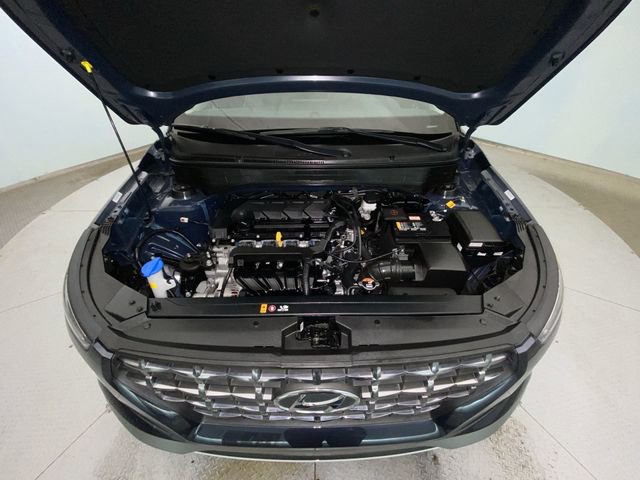 Used 2024 Hyundai Venue Limited FWD image 25