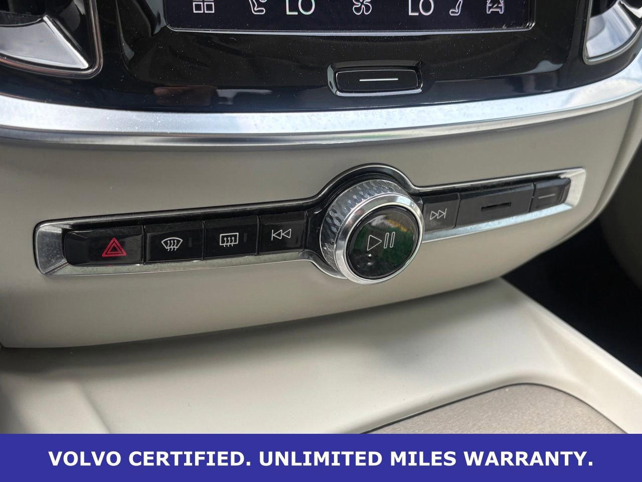 Certified 2023 Volvo V60 B5 Cross Country Plus w/ Climate Package AWD/4WD image 21