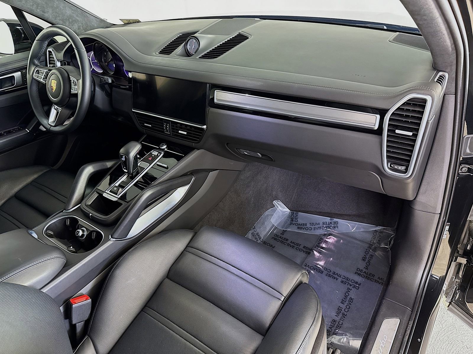 Used 2023 Porsche Cayenne Turbo image 31