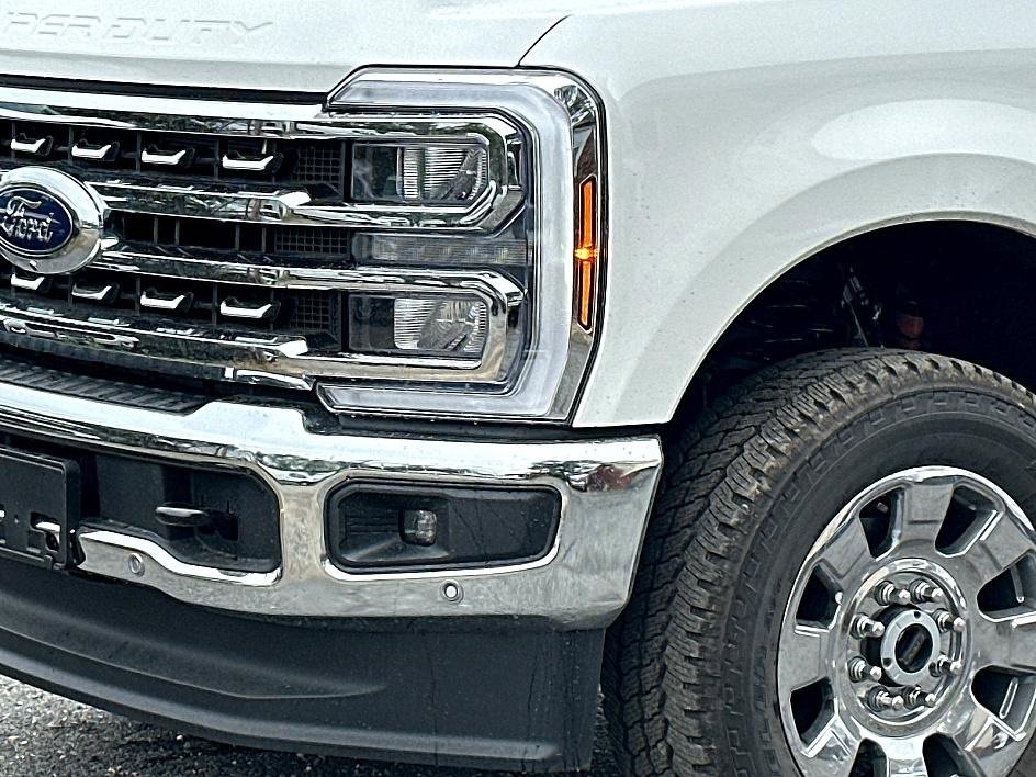 New 2026 Ford F350 Lariat image 2