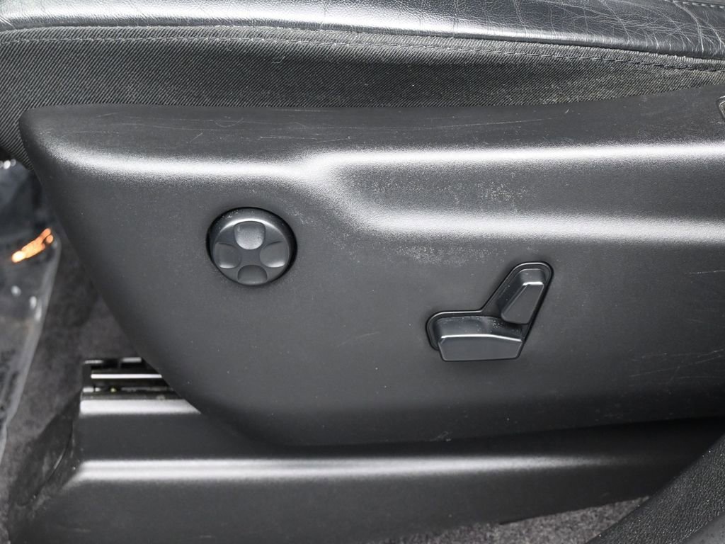 Used 2018 Jeep Grand Cherokee Altitude image 12