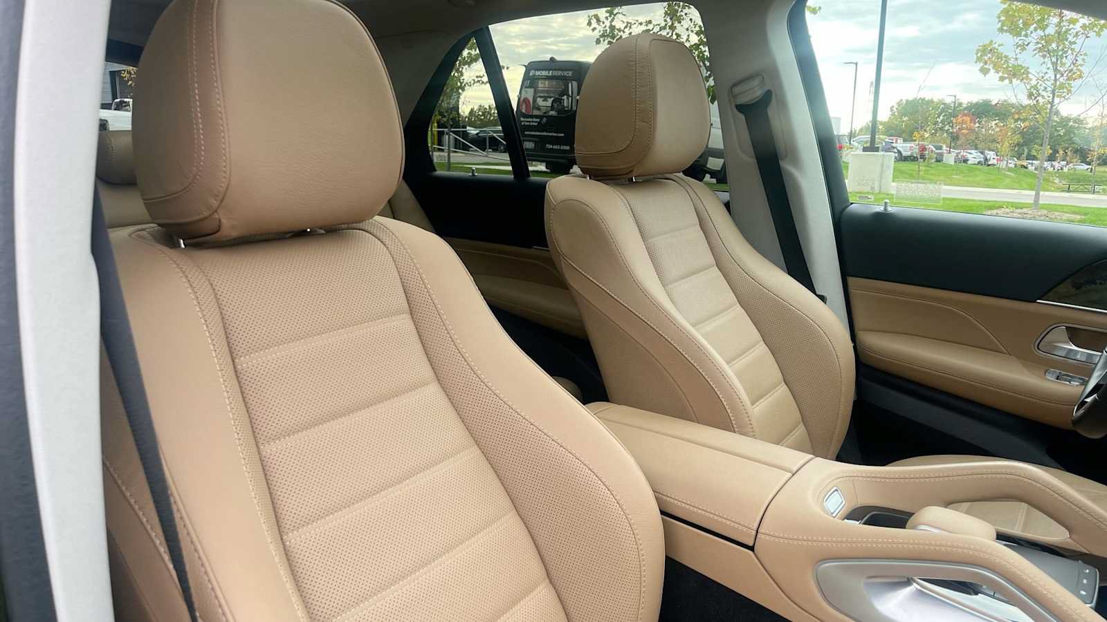 Certified 2024 Mercedes-Benz GLE 350 4MATIC image 37