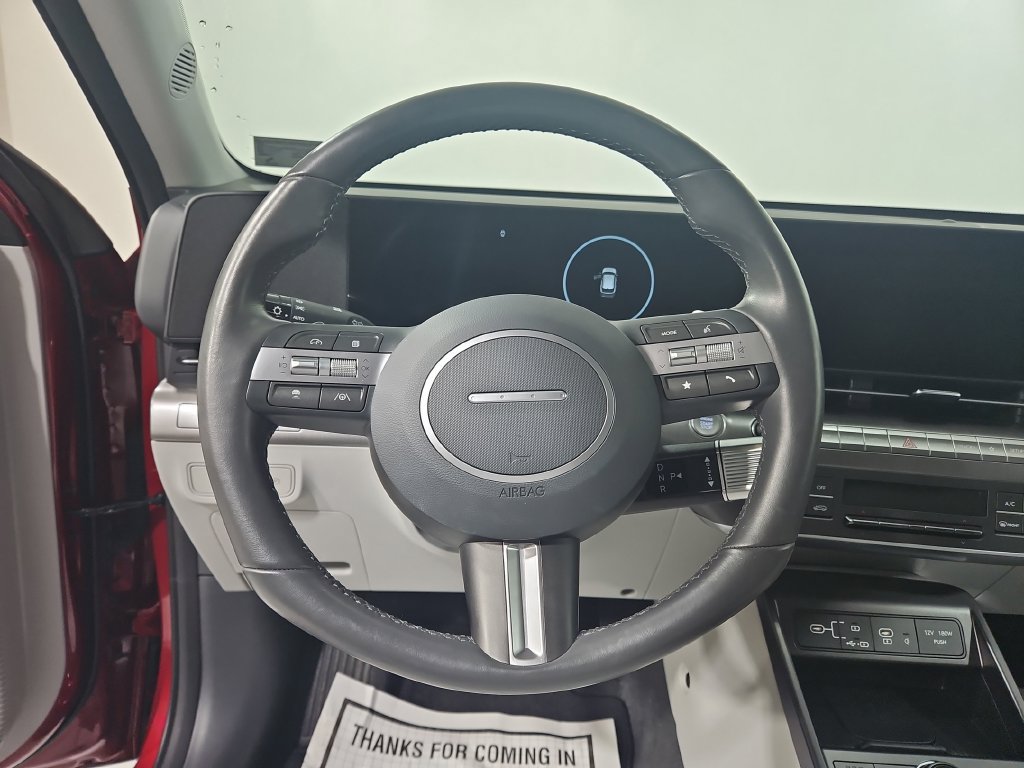 Certified 2025 Hyundai Kona SEL AWD/4WD image 16