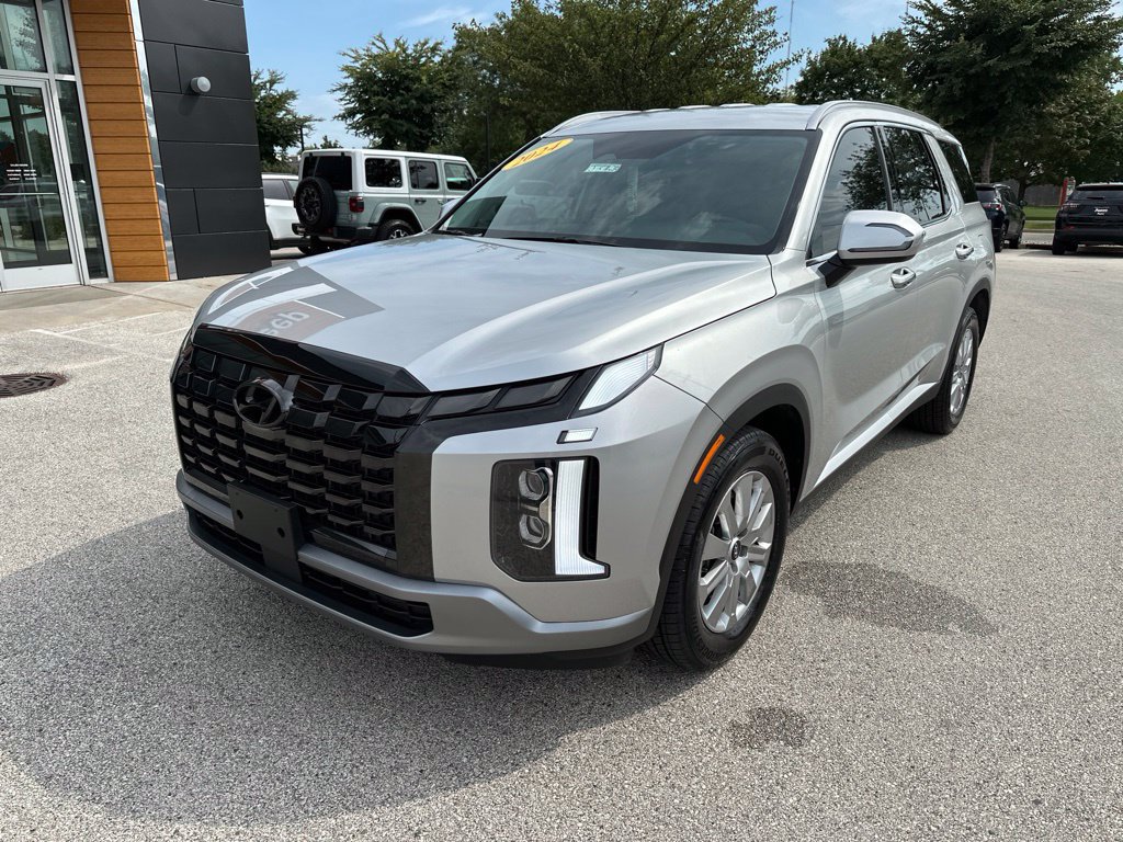 Used 2024 Hyundai Palisade SEL AWD/4WD image 2