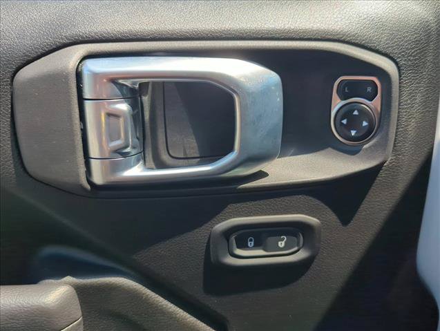 Used 2024 Jeep Gladiator Sport AWD/4WD image 10
