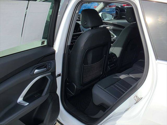 Used 2025 Audi Q5 Premium w/ Convenience Package AWD/4WD image 15