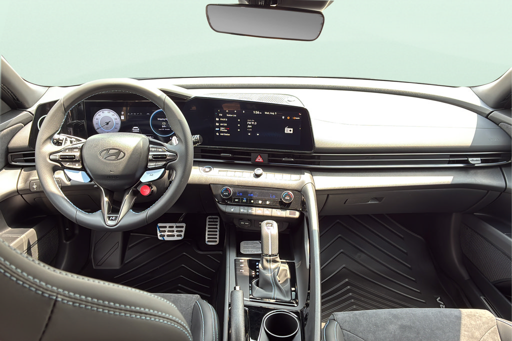 New 2026 Hyundai Elantra N FWD image 17