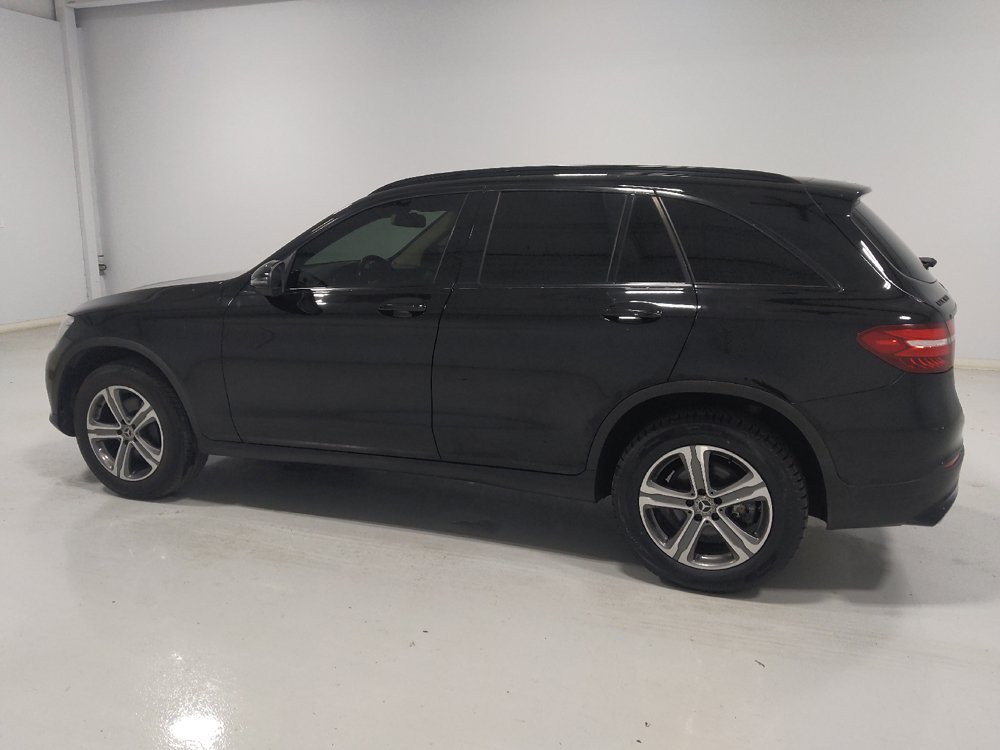 Used 2019 Mercedes-Benz GLC 300 4MATIC w/ Premium Package image 3