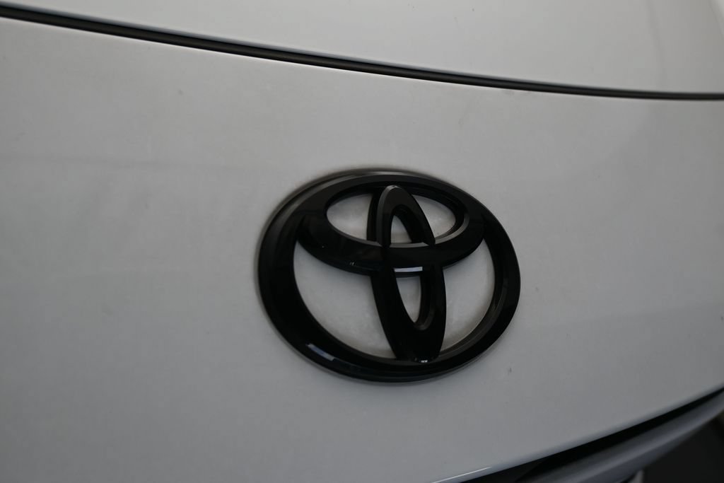 Used 2026 Toyota Camry SE FWD image 49