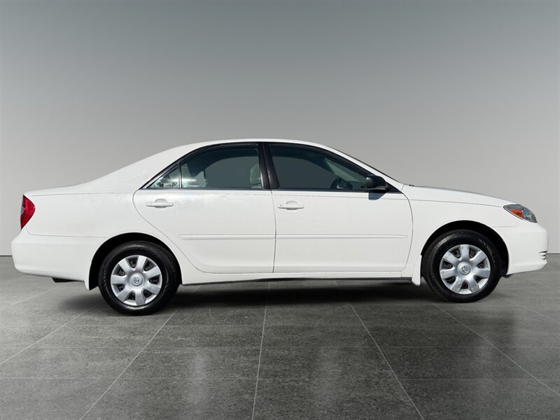 Used 2002 Toyota Camry LE FWD image 22