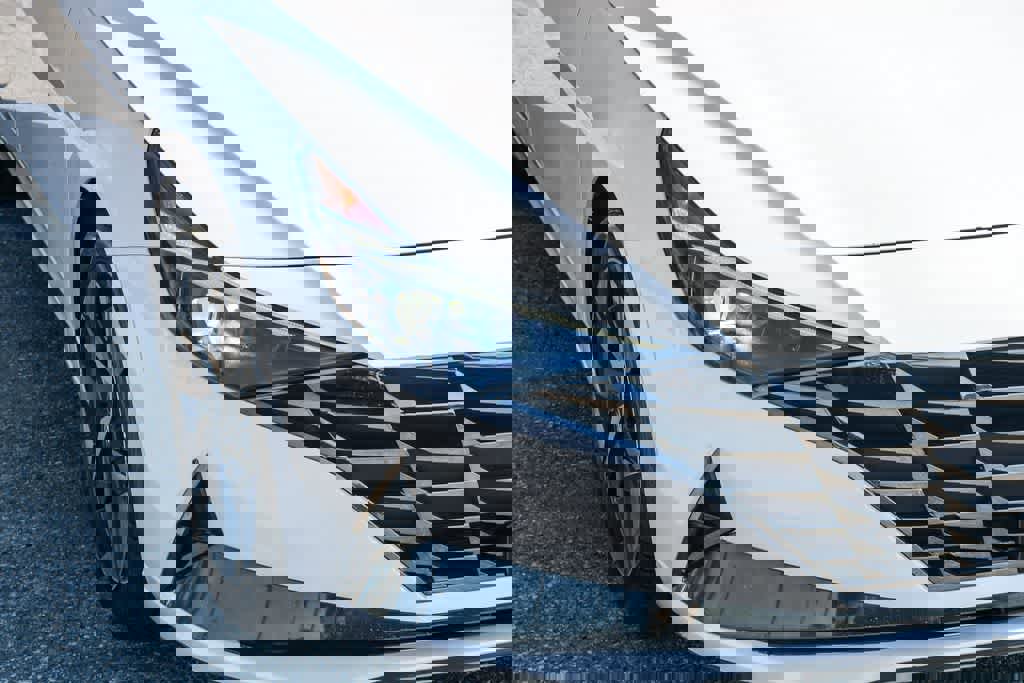 Used 2021 Hyundai Elantra Limited image 4