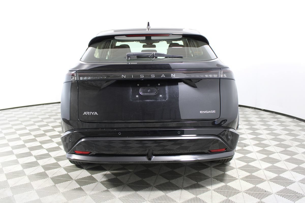 Used 2023 Nissan Ariya FWD image 32
