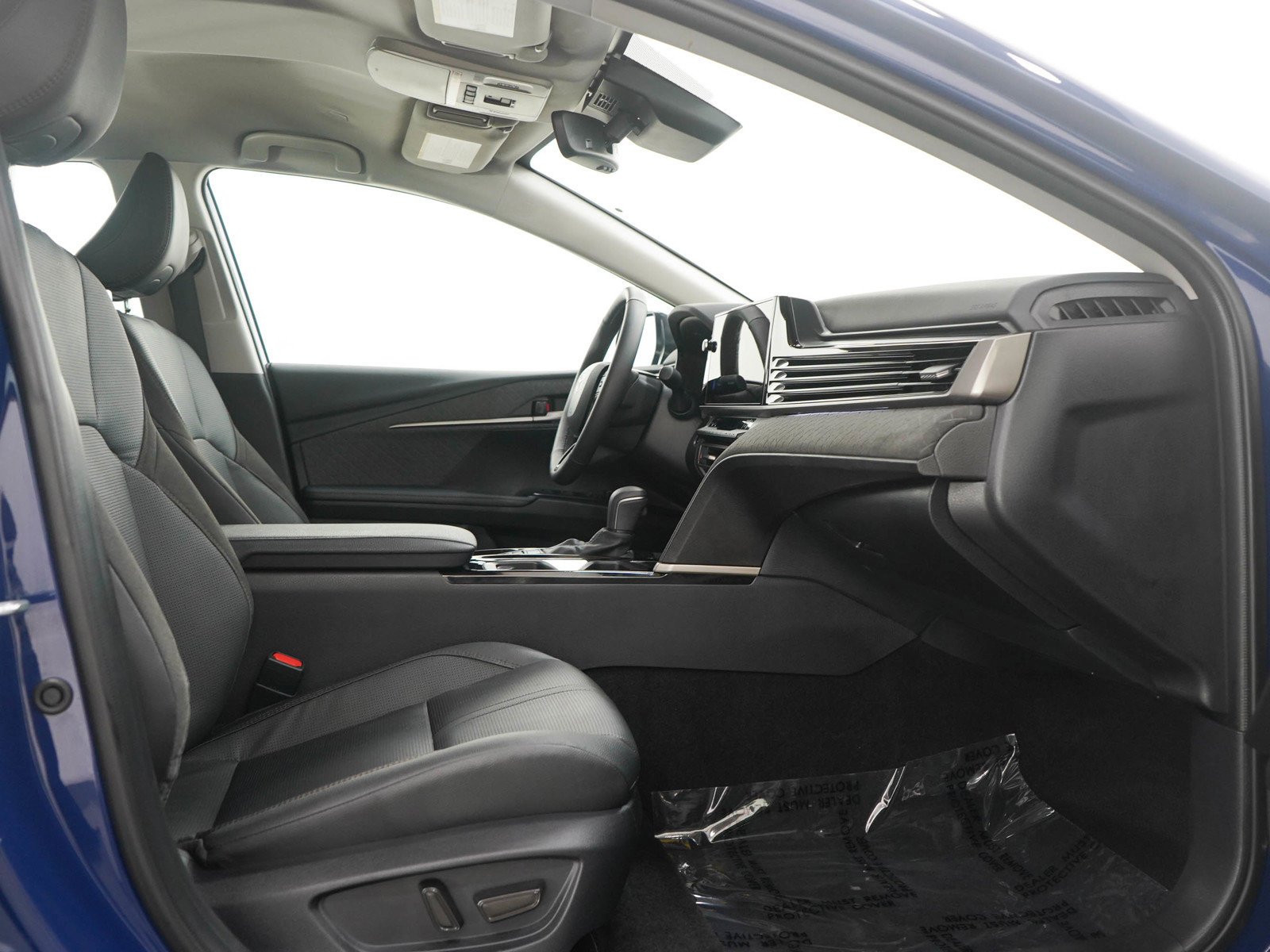 Used 2026 Toyota Camry XLE image 11