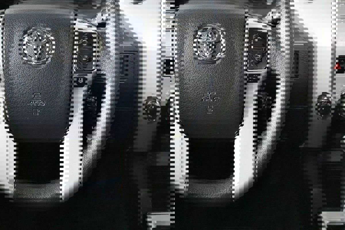 Used 2017 Toyota Tundra SR5 image 31