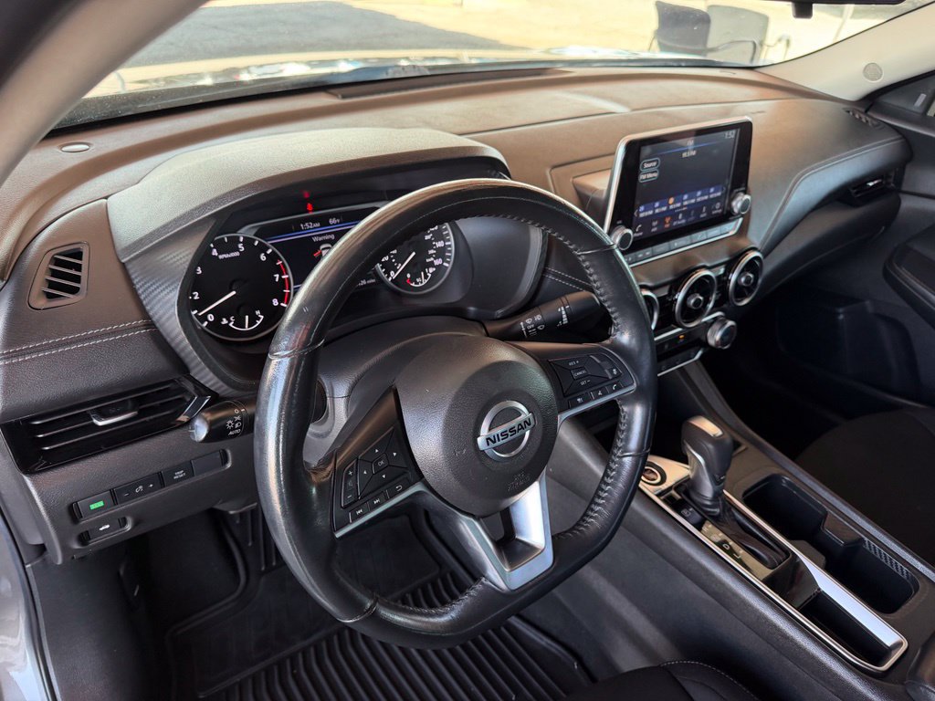 Certified 2022 Nissan Sentra SV FWD image 19