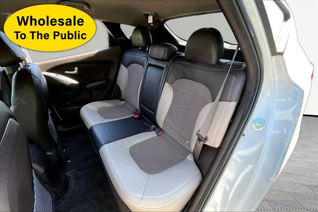 Used 2013 Hyundai Tucson GLS FWD image 16