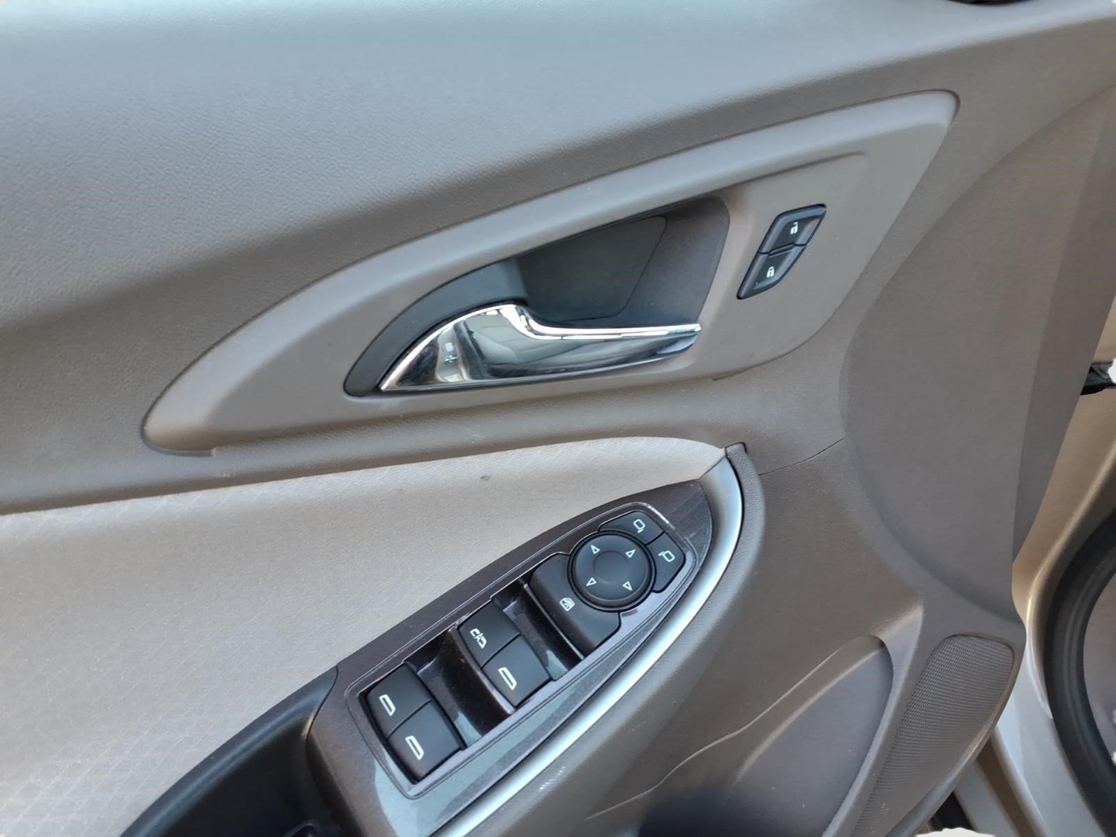 Certified 2025 Chevrolet Malibu LT FWD image 13
