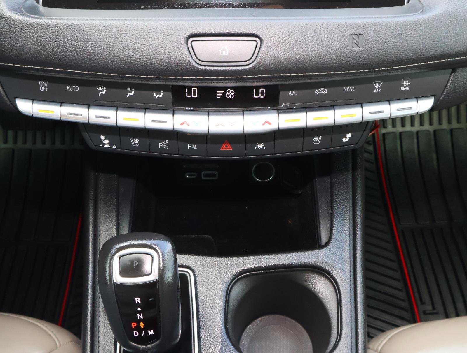 Used 2019 Cadillac XT4 Premium Luxury image 31