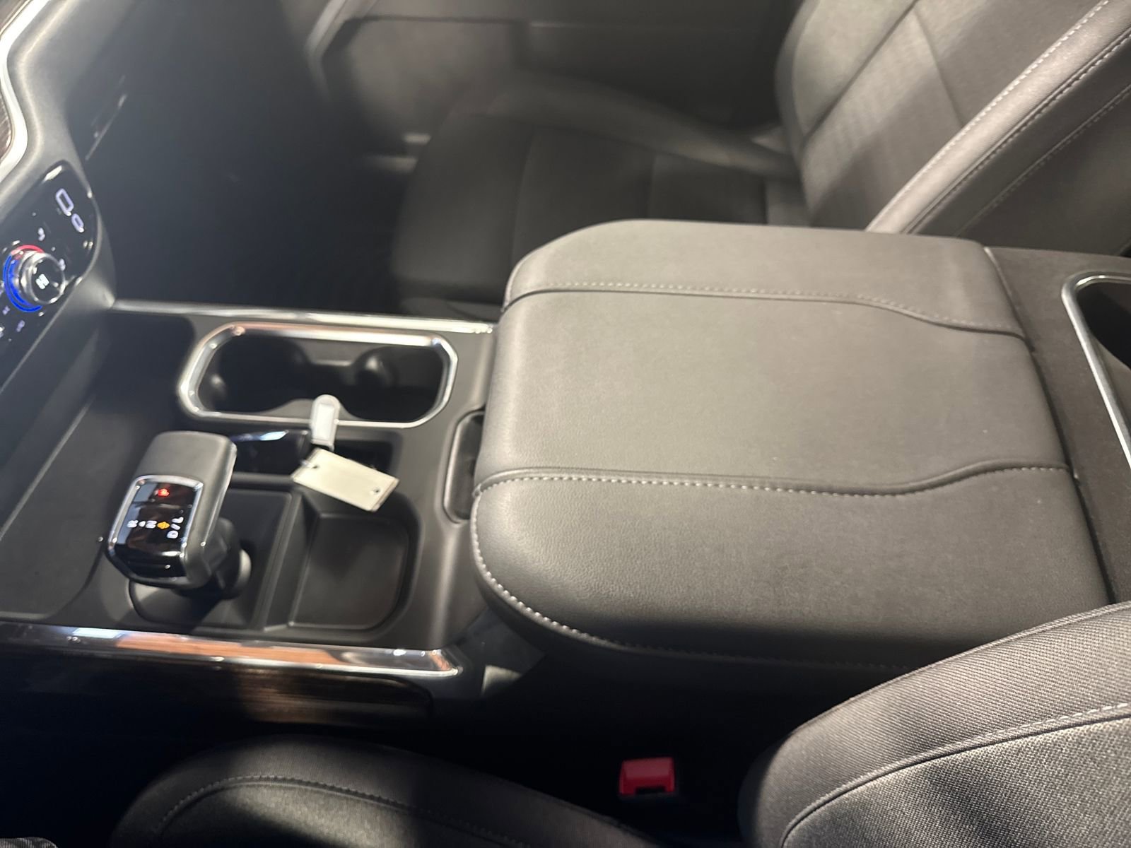 Used 2026 GMC Sierra 1500 Elevation w/ Preferred Package image 21