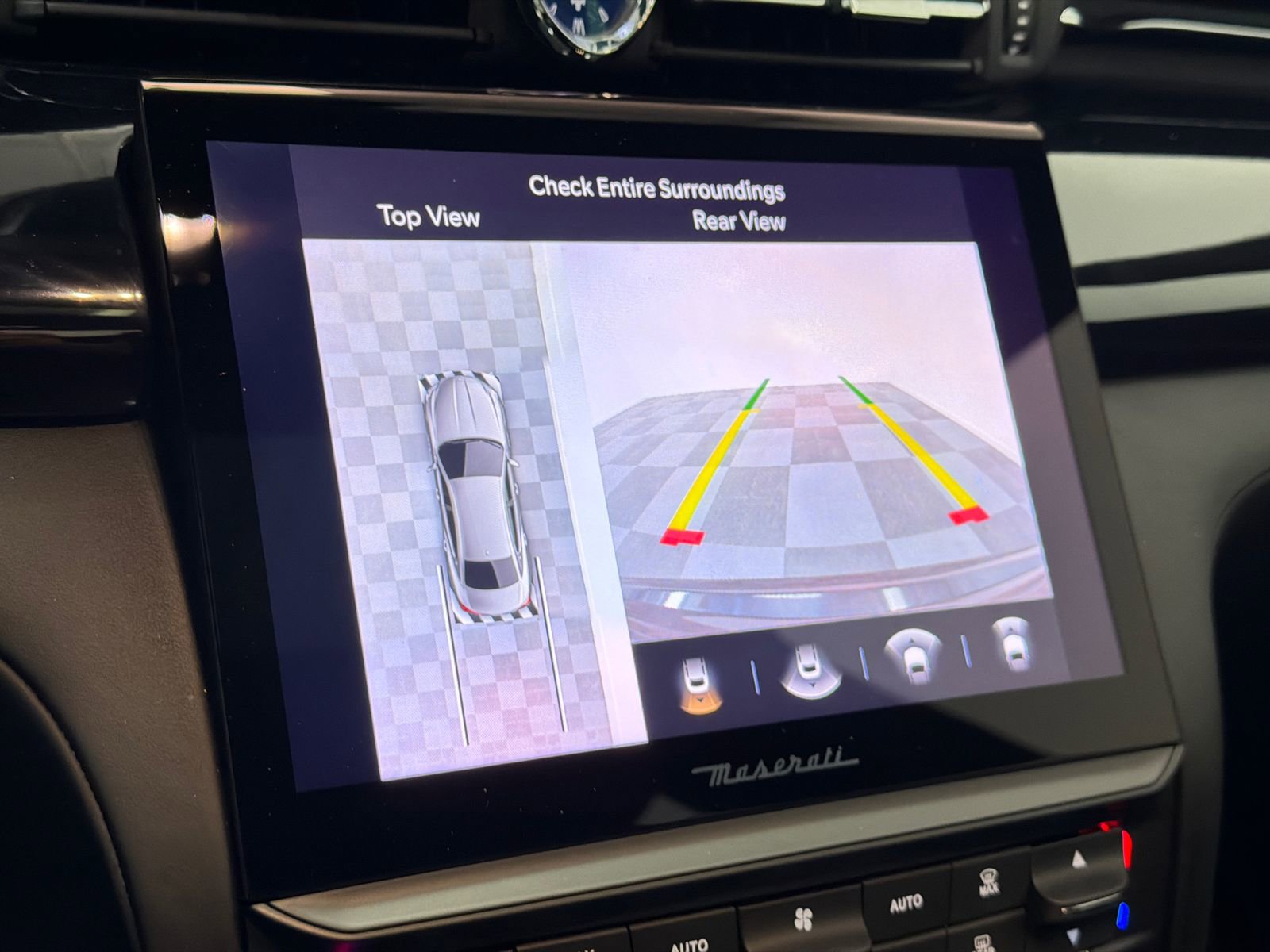 Used 2022 Maserati Quattroporte Modena image 30