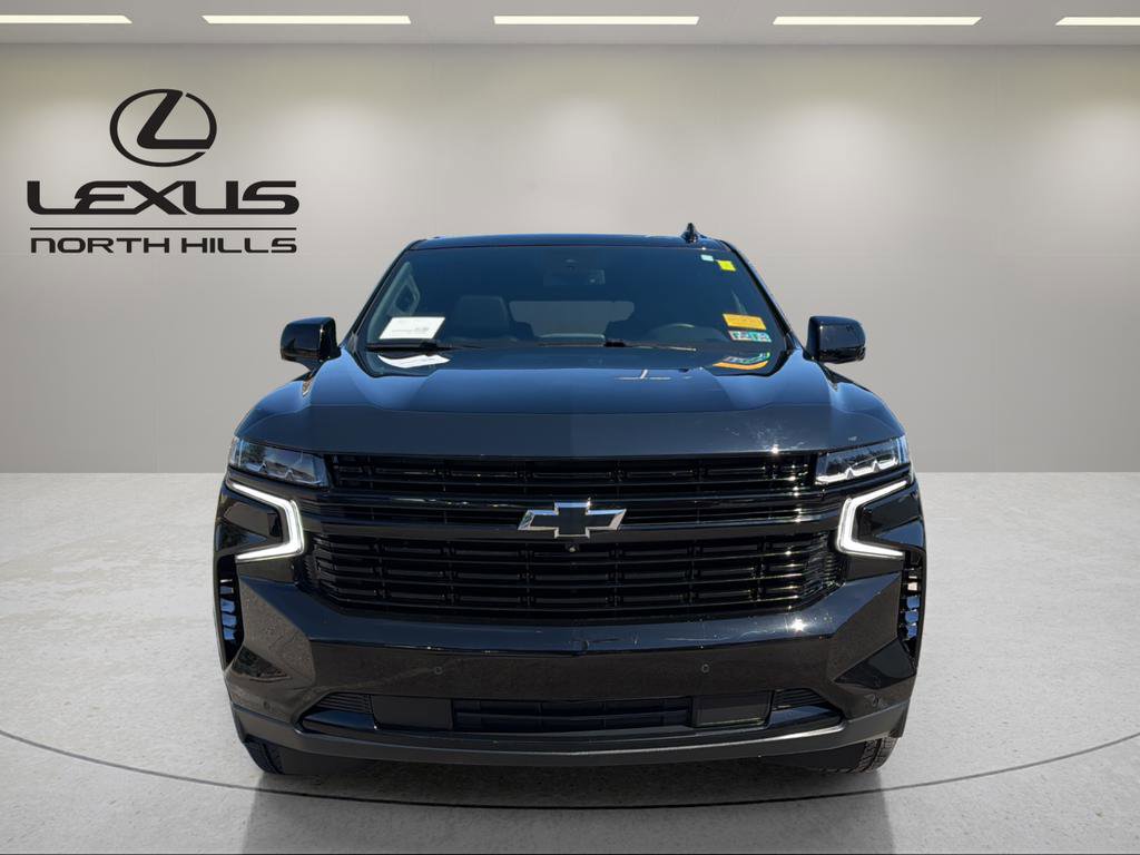 Used 2023 Chevrolet Suburban RST w/ Luxury Package video 2